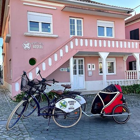Granny'S Guesthouse برايا دي ميرا المظهر الخارجي الصورة