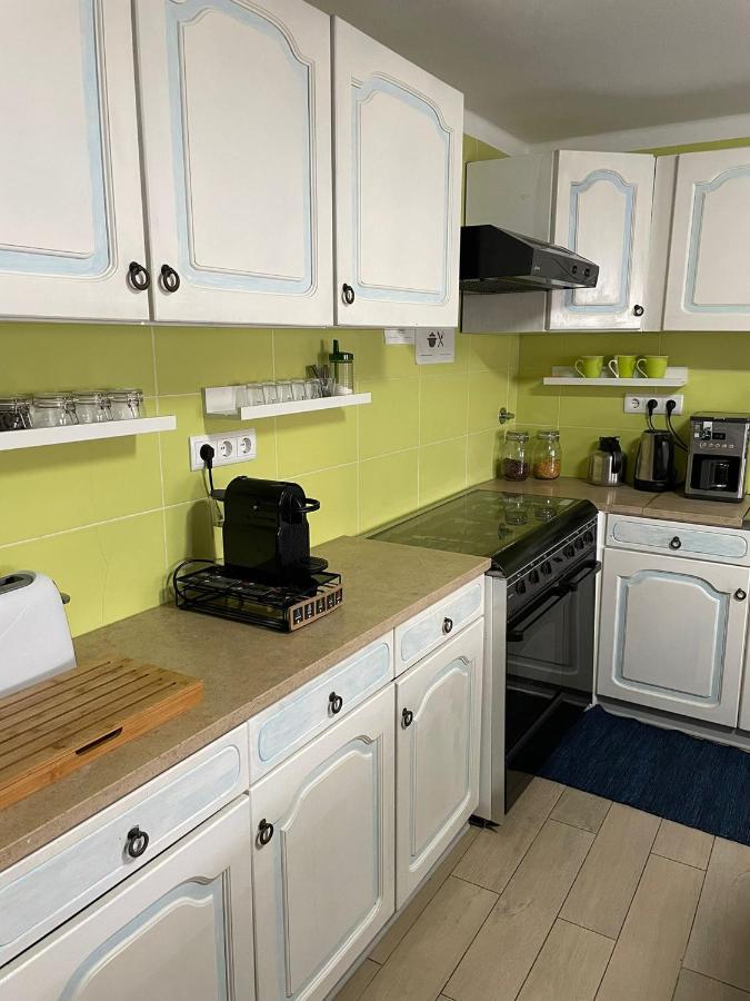Granny'S Guesthouse برايا دي ميرا المظهر الخارجي الصورة