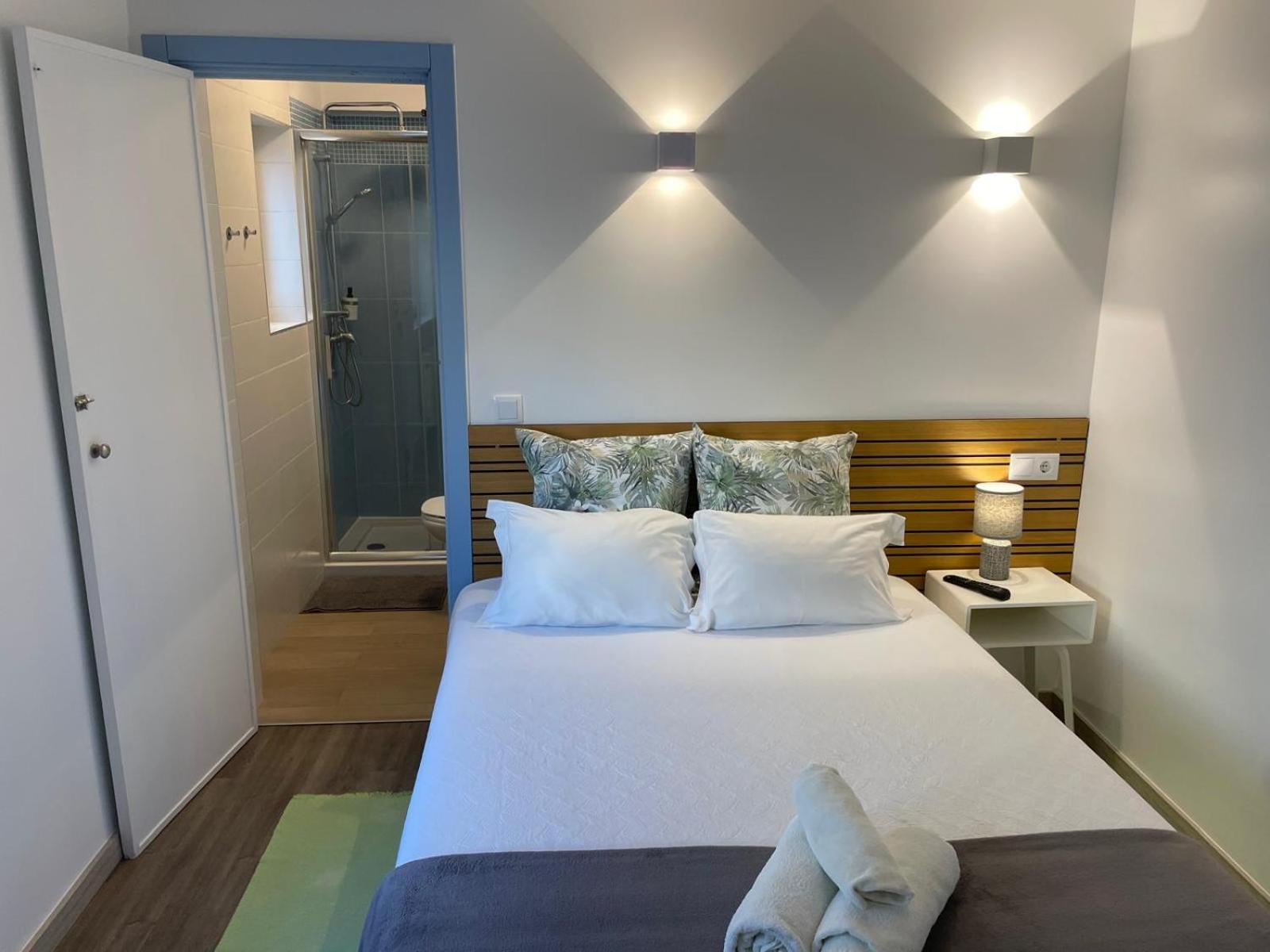 Granny'S Guesthouse برايا دي ميرا المظهر الخارجي الصورة
